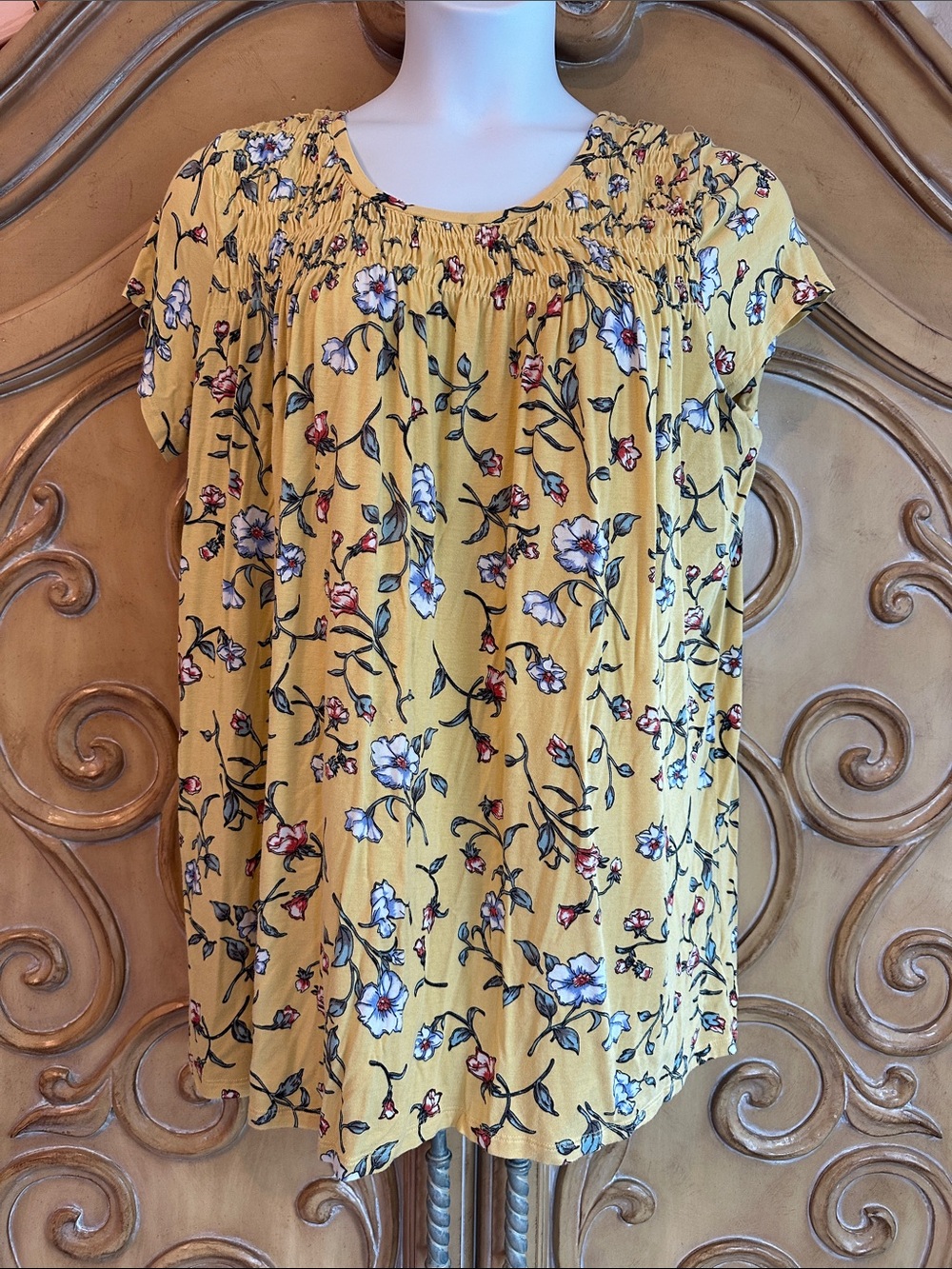 Ellos Pale Yellow Floral Smocked Neck Top